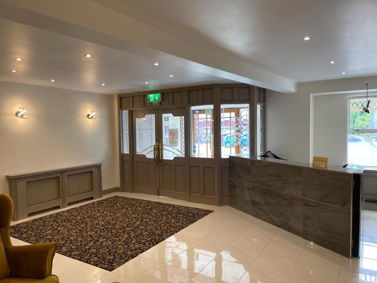 Grand Hotel Moate Extérieur photo